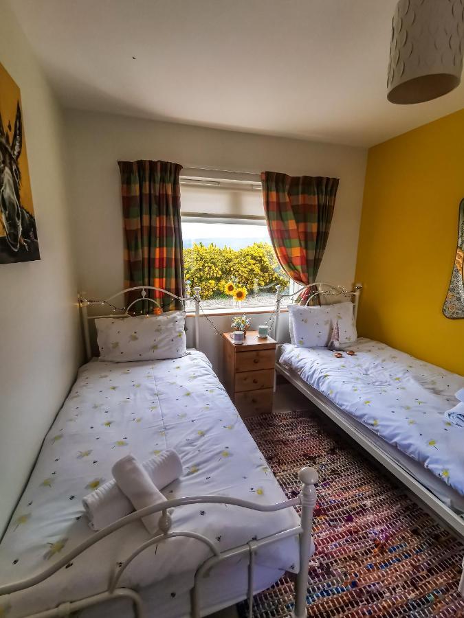 Causeway Coast Country Cottage, Pet-Friendly บัลลีคาสเซิล ภายนอก รูปภาพ